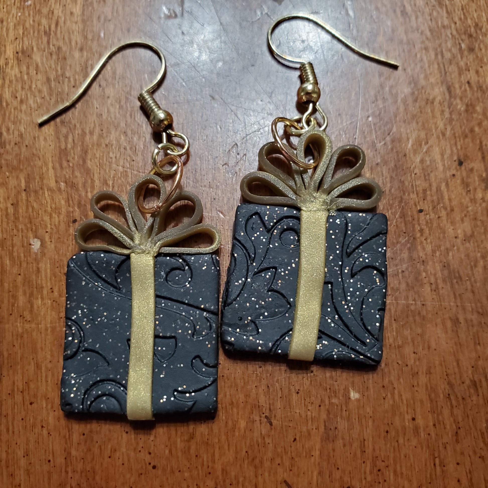 Christmas Present Dangles
